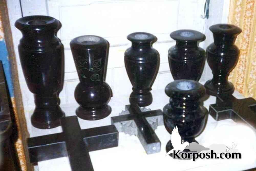 Виготовлення гранітних ваз на Іршавщині